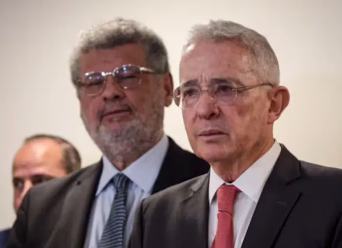 Álvaro Uribe interviene ante la juez en los juzgados de Paloquemao durante sus alegatos finales, 7-jul-2025